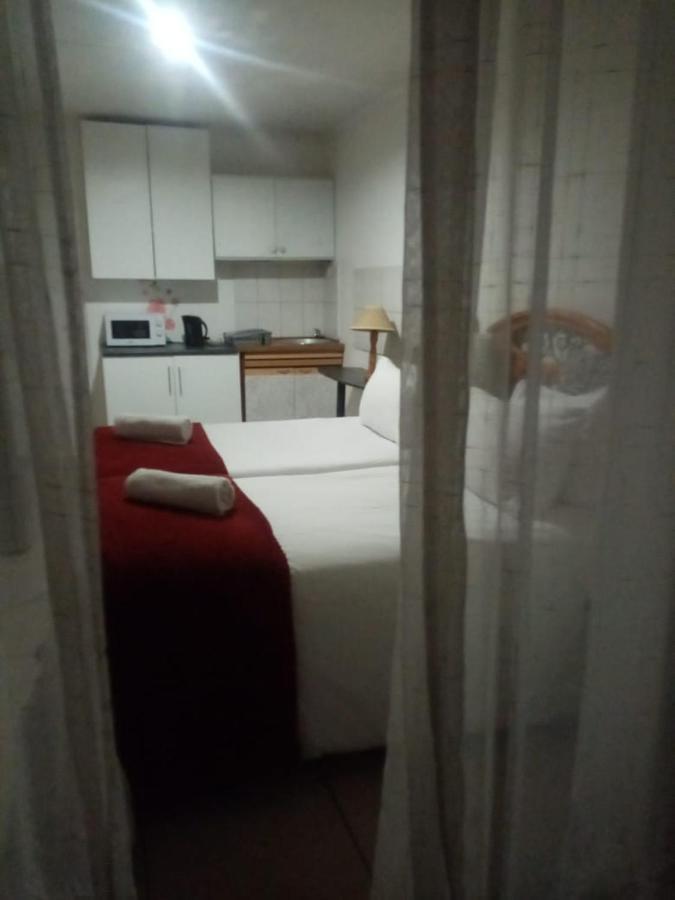Hotel Red Pillars Port Elizabeth Zewnętrze zdjęcie