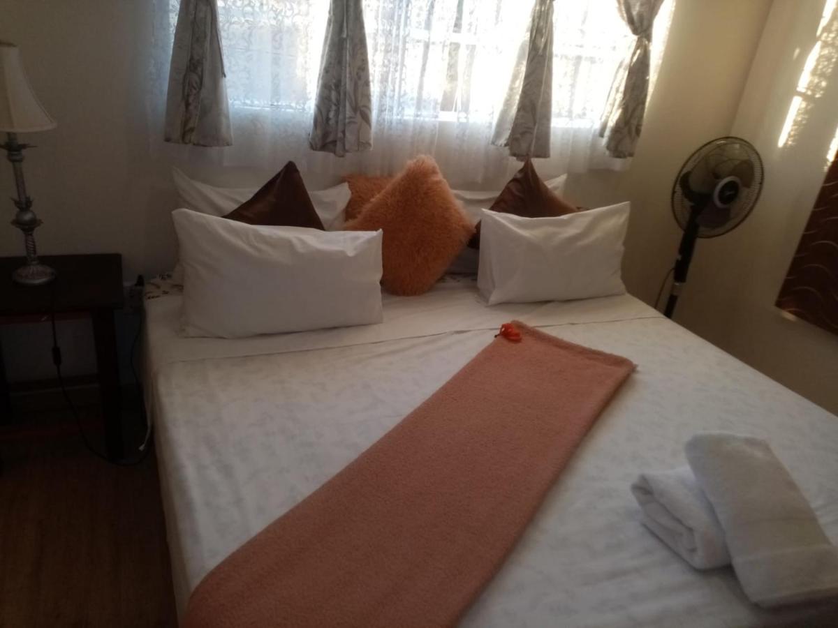 Hotel Red Pillars Port Elizabeth Zewnętrze zdjęcie